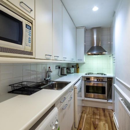 Appartamento Comfortable One Bed In Central Londra Esterno foto